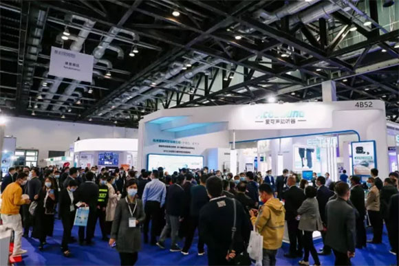 国家积极培育银发经济，助听器行业前景广阔