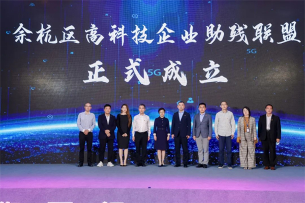 “无声”胜有声丨电竞AI角色实时手语翻译，一场独特的专属听障人士的王者盛宴，快来看看！