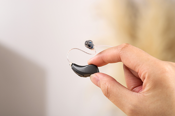 选配助听器该追求外观吗？