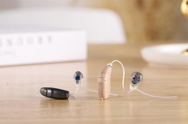 合适的通气孔对助听器有多重要？