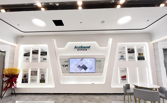 进口产品价格虚高，国货精品爱可声助听器真正惠民！